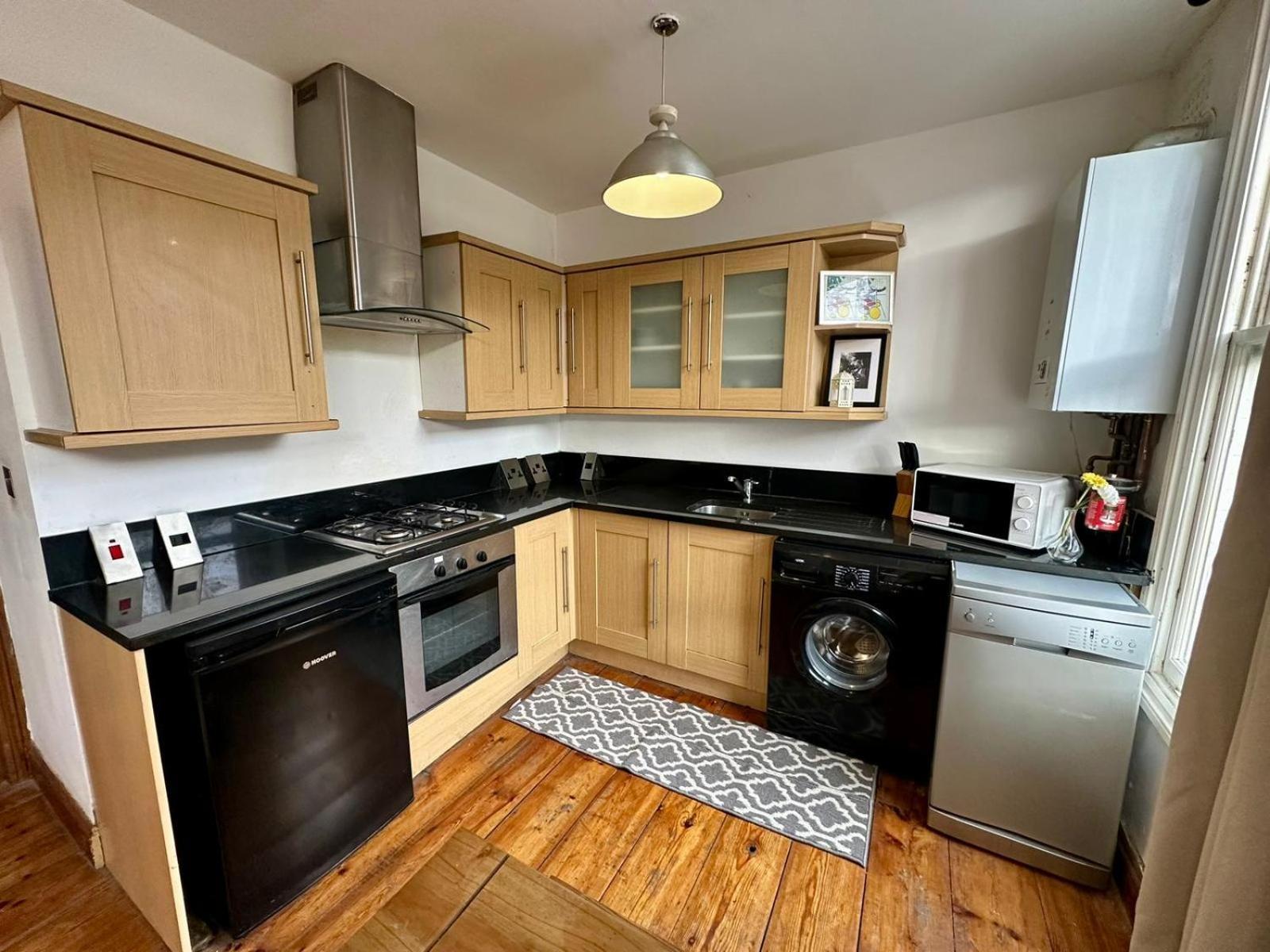 Appartement Lovely 1 Bed 2 Min To Station