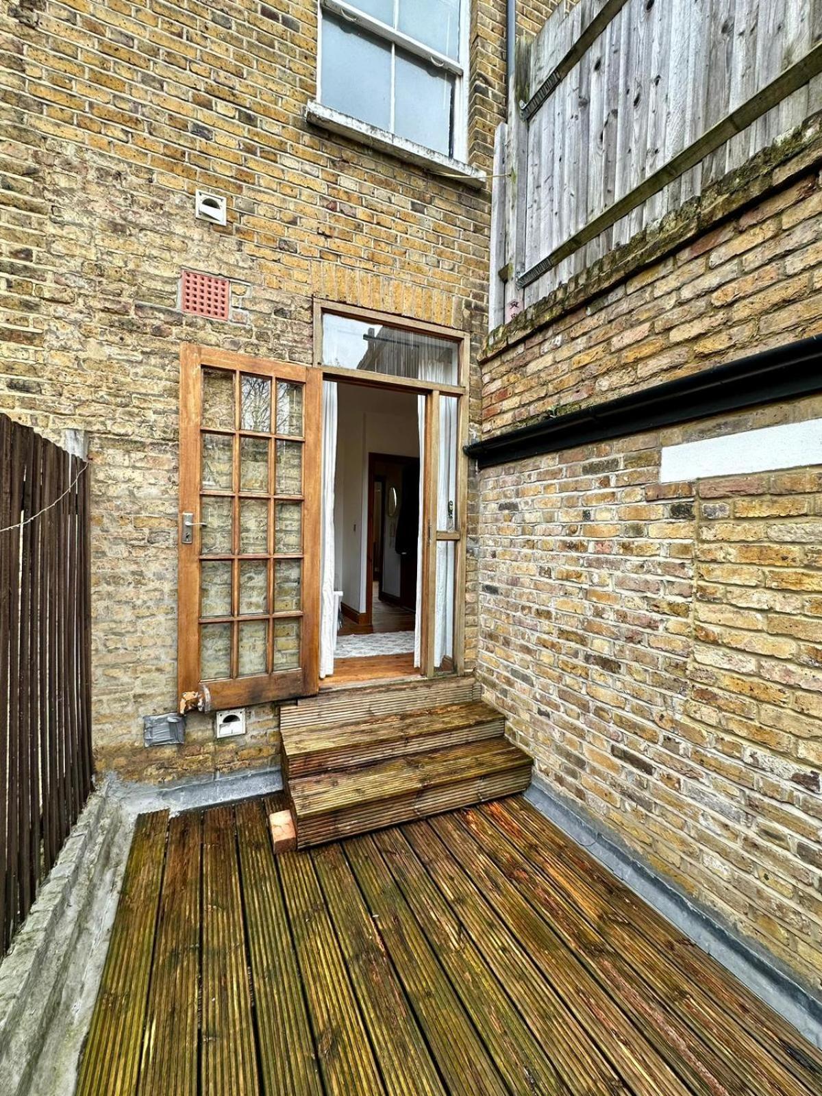 Appartement Lovely 1 Bed 2 Min To Station *